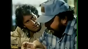 كاي باركر في فيلم كلاسيكي قديم في عام 1980