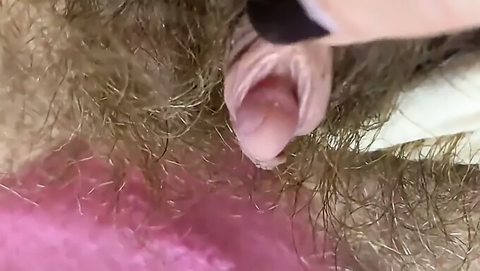 Hairy Teen'S Orgasm